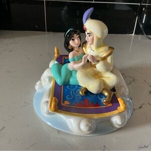 Disney Aladdin and Jasmine Magic Carpet Ride Figurine